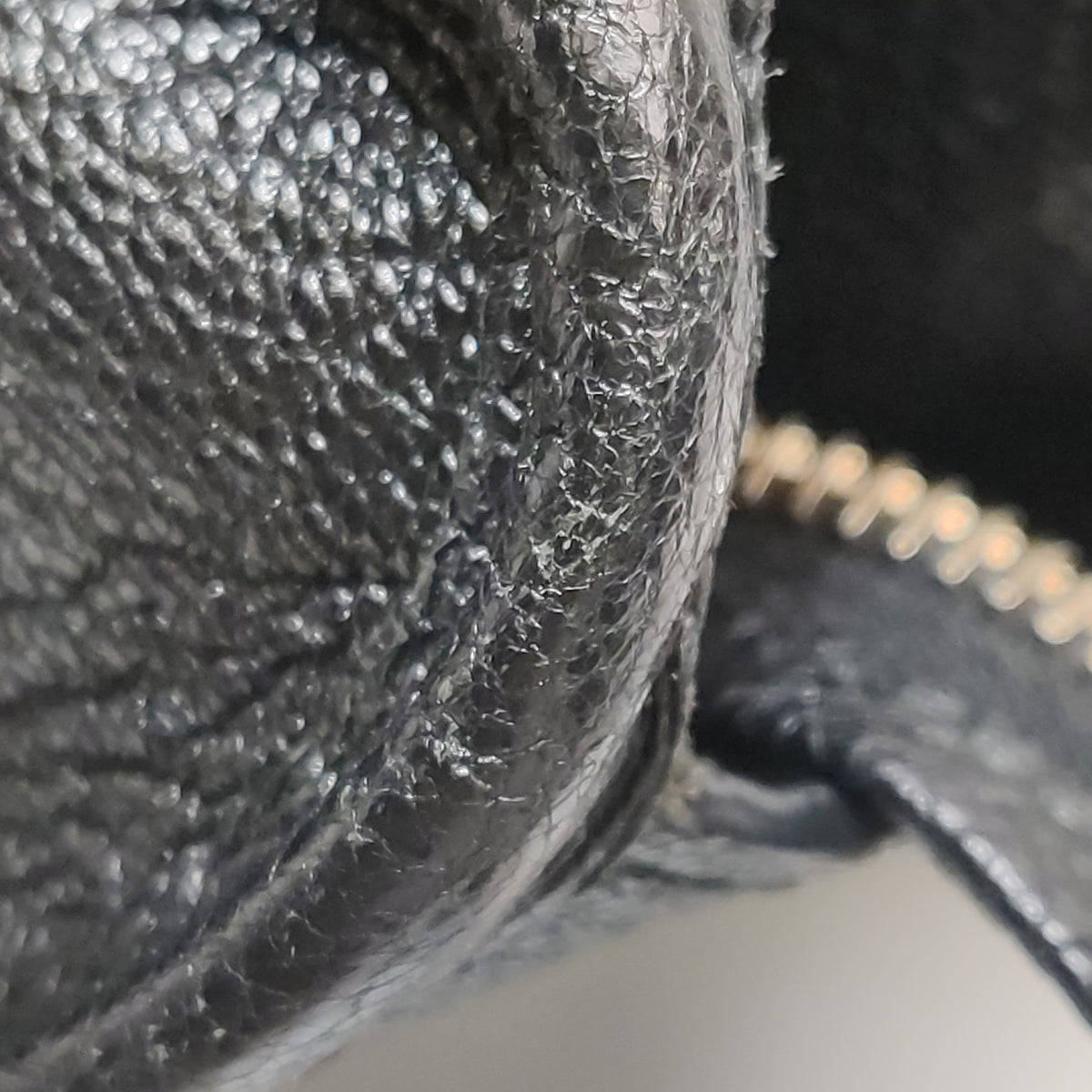 Balenciaga City Medium Metallic Edge Black GHW