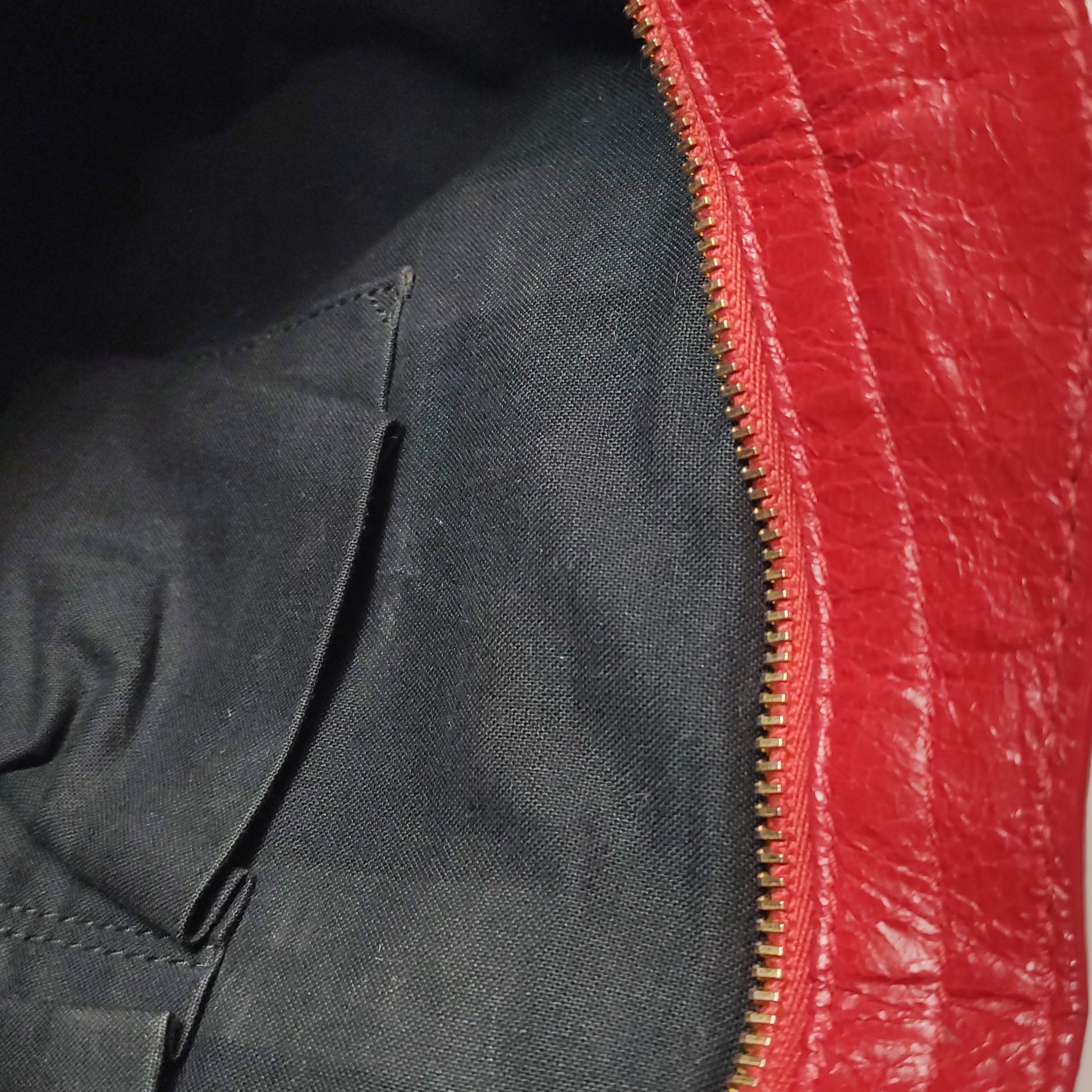 Balenciaga Classic City Medium GHW Red