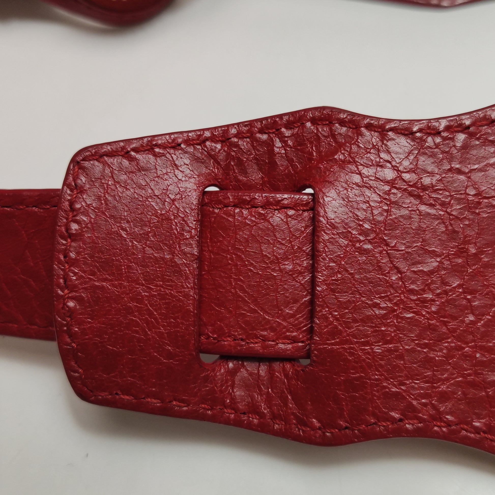 Balenciaga Classic City Medium GHW Red