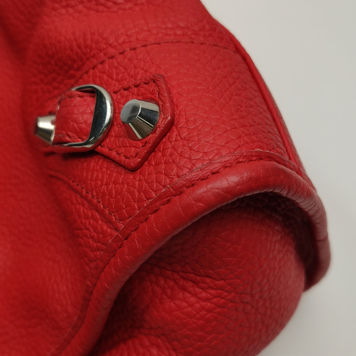 Balenciaga Classic City Medium Grained Red