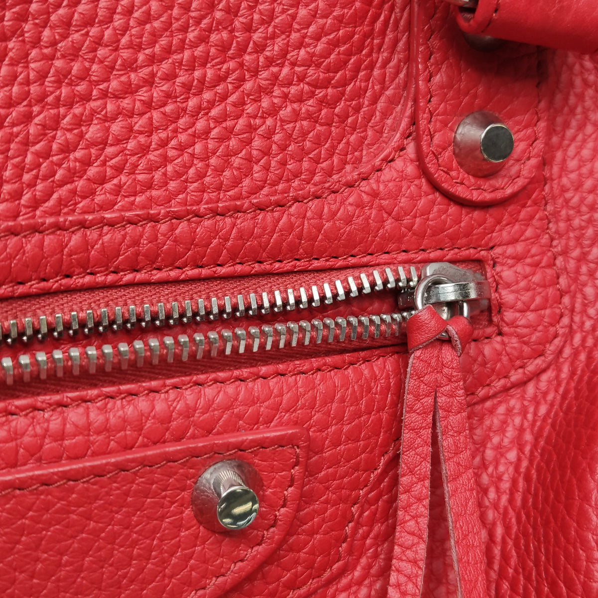 Balenciaga Classic City Medium Grained Red