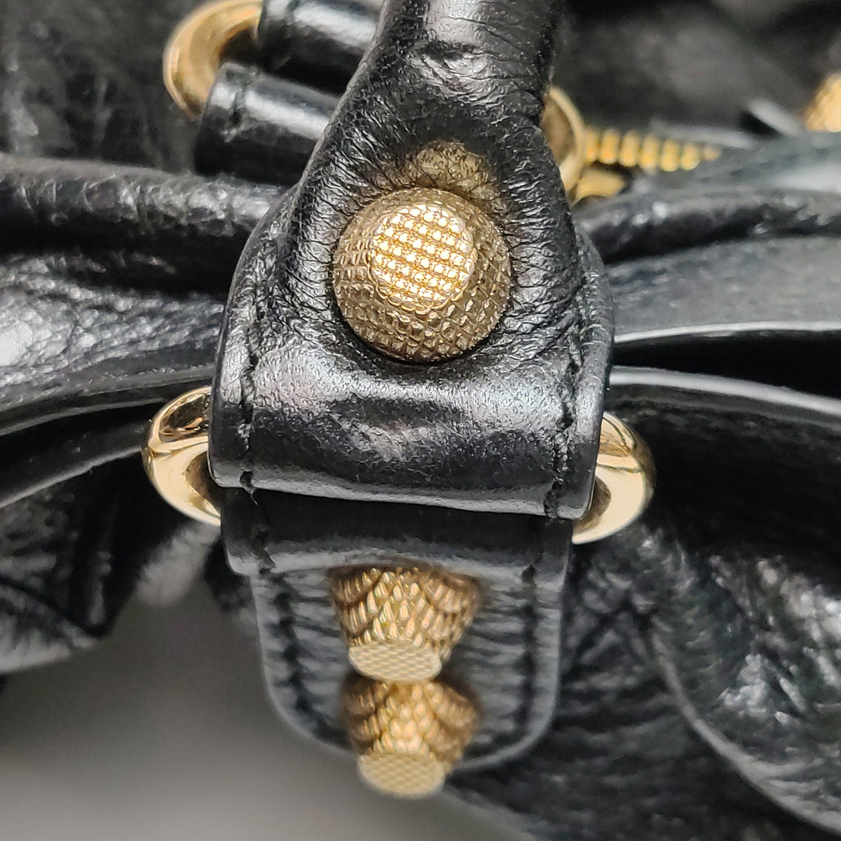 Balenciaga Classic City Medium Black GHW