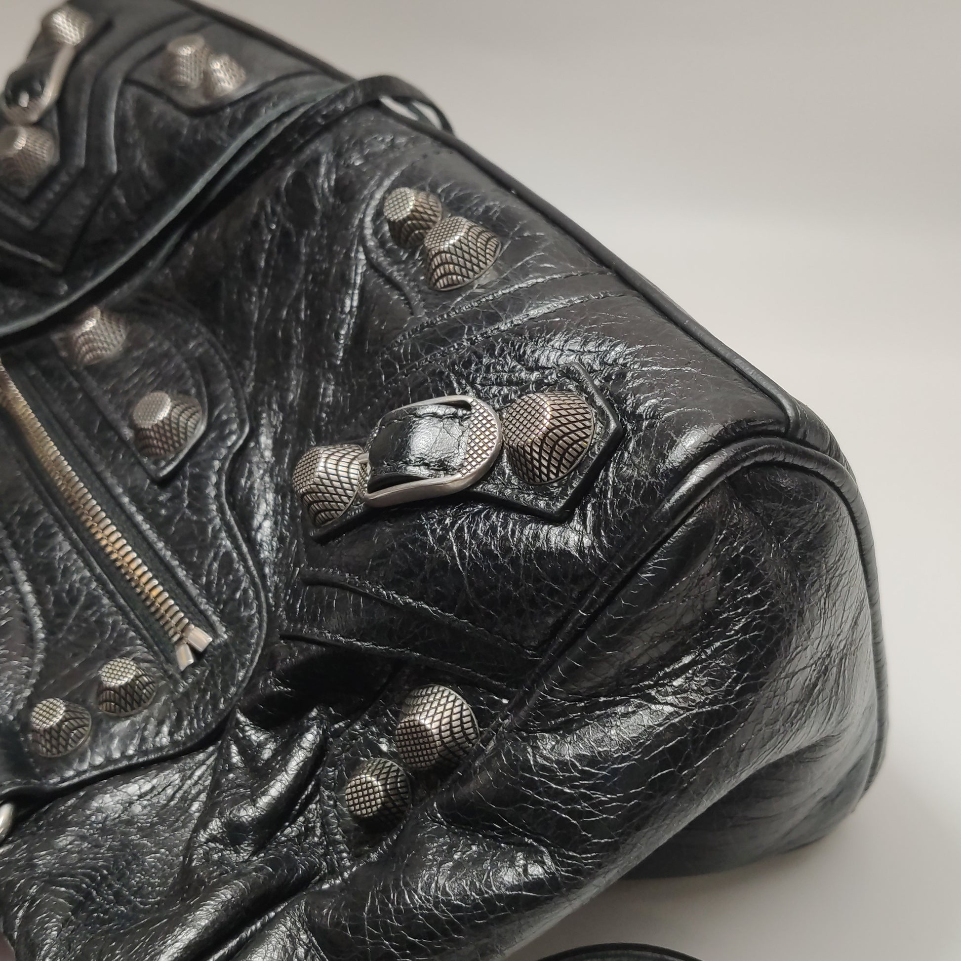 Balenciaga Le Cagole Duffle