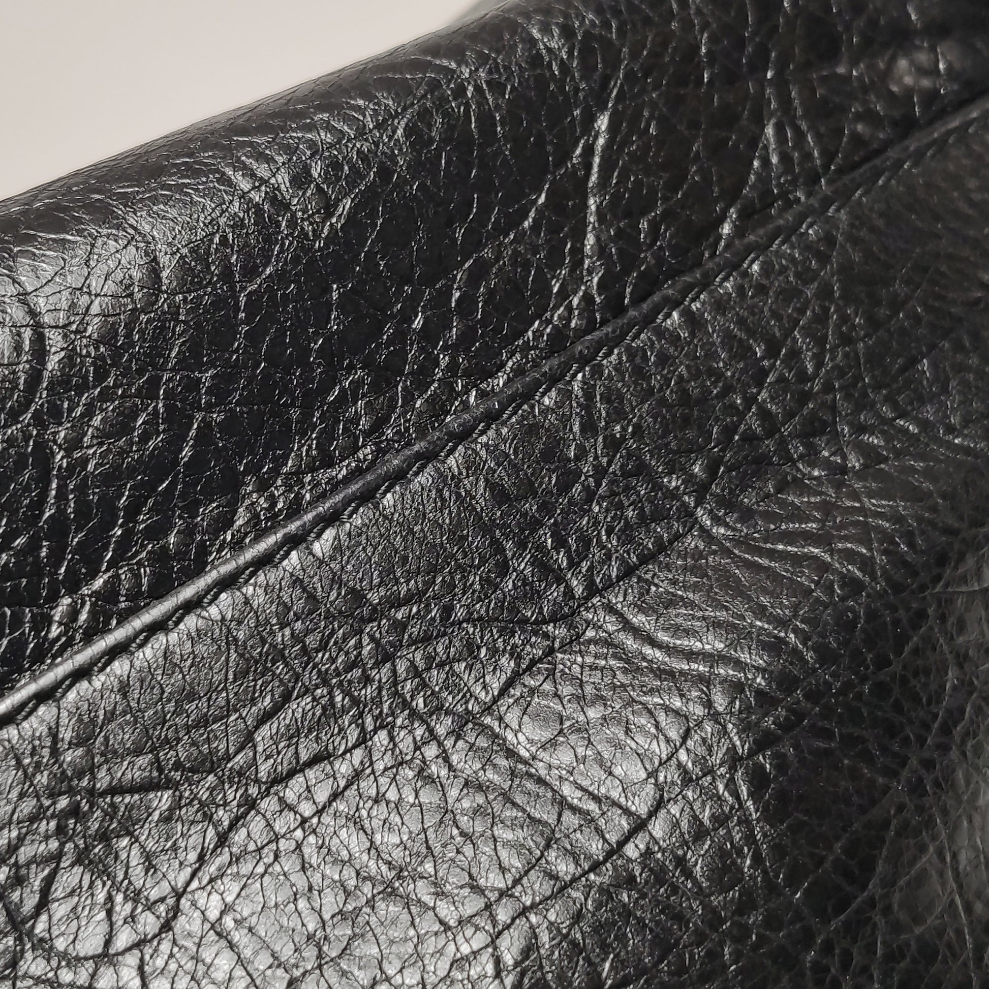 Balenciaga Classic Giant City Medium Black