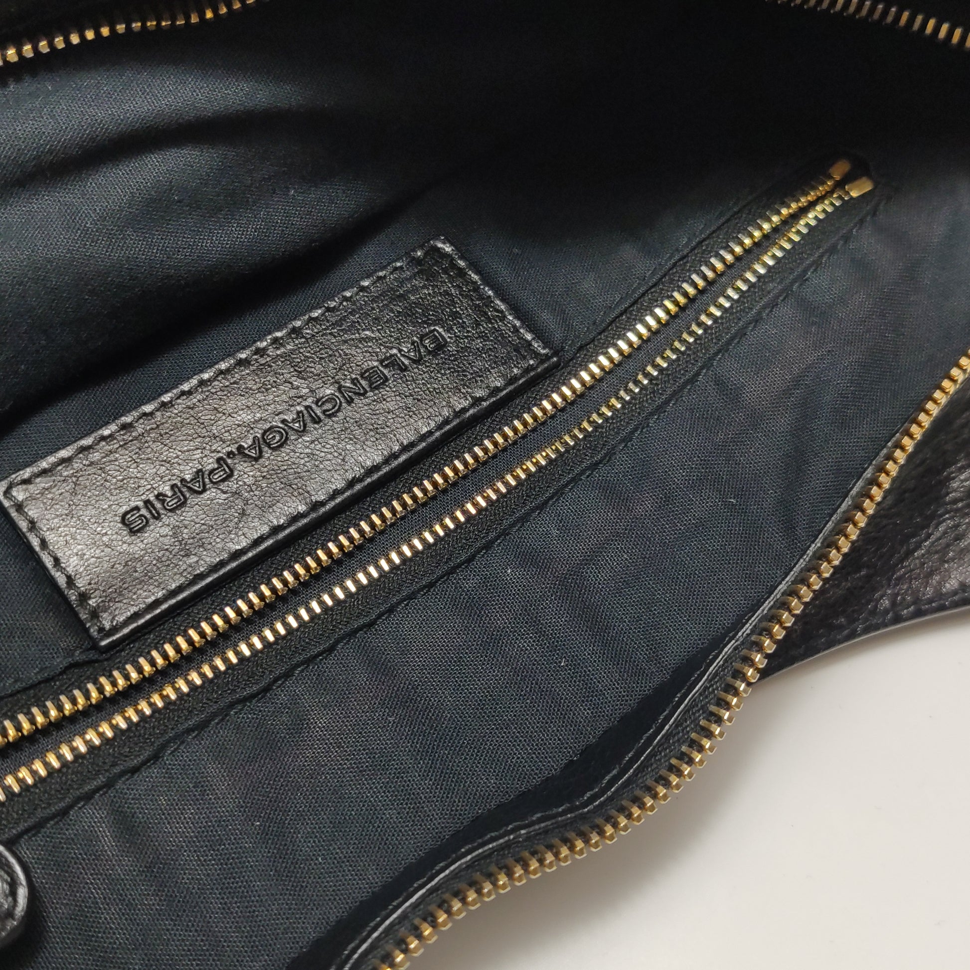 Balenciaga Classic Giant City Medium Black GHW