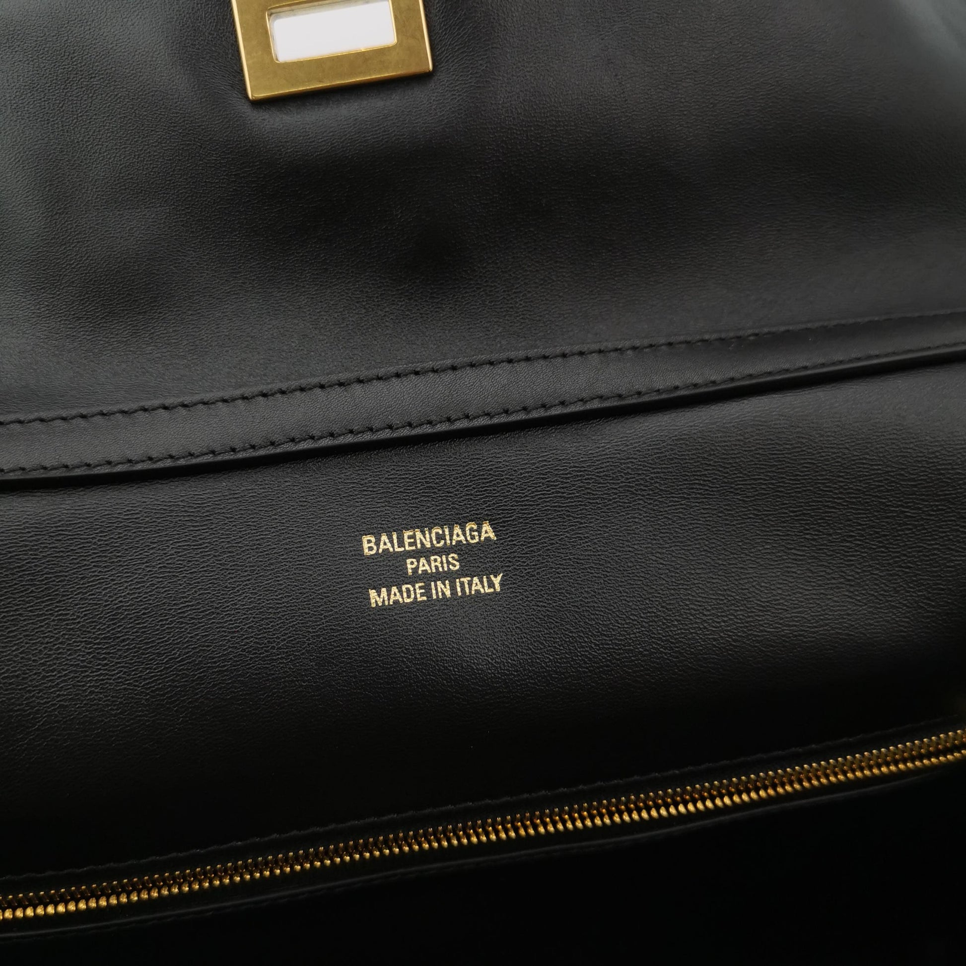 Balenciaga Rodeo Medium