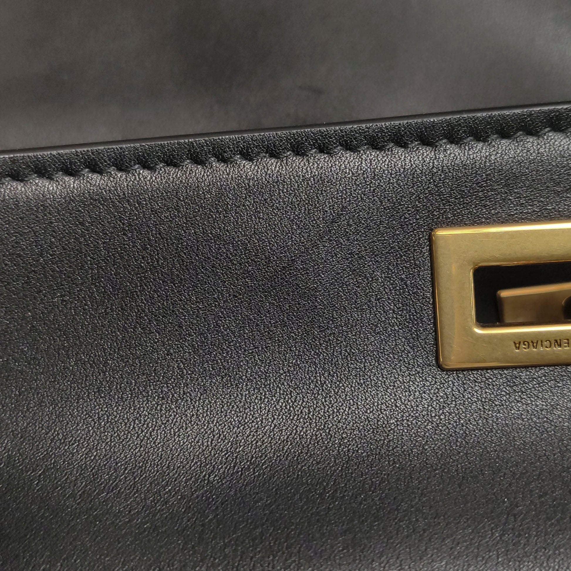 Balenciaga Rodeo Medium