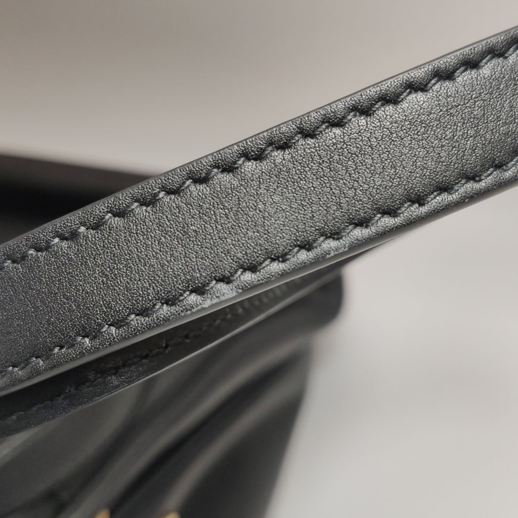 Balenciaga Rodeo Medium