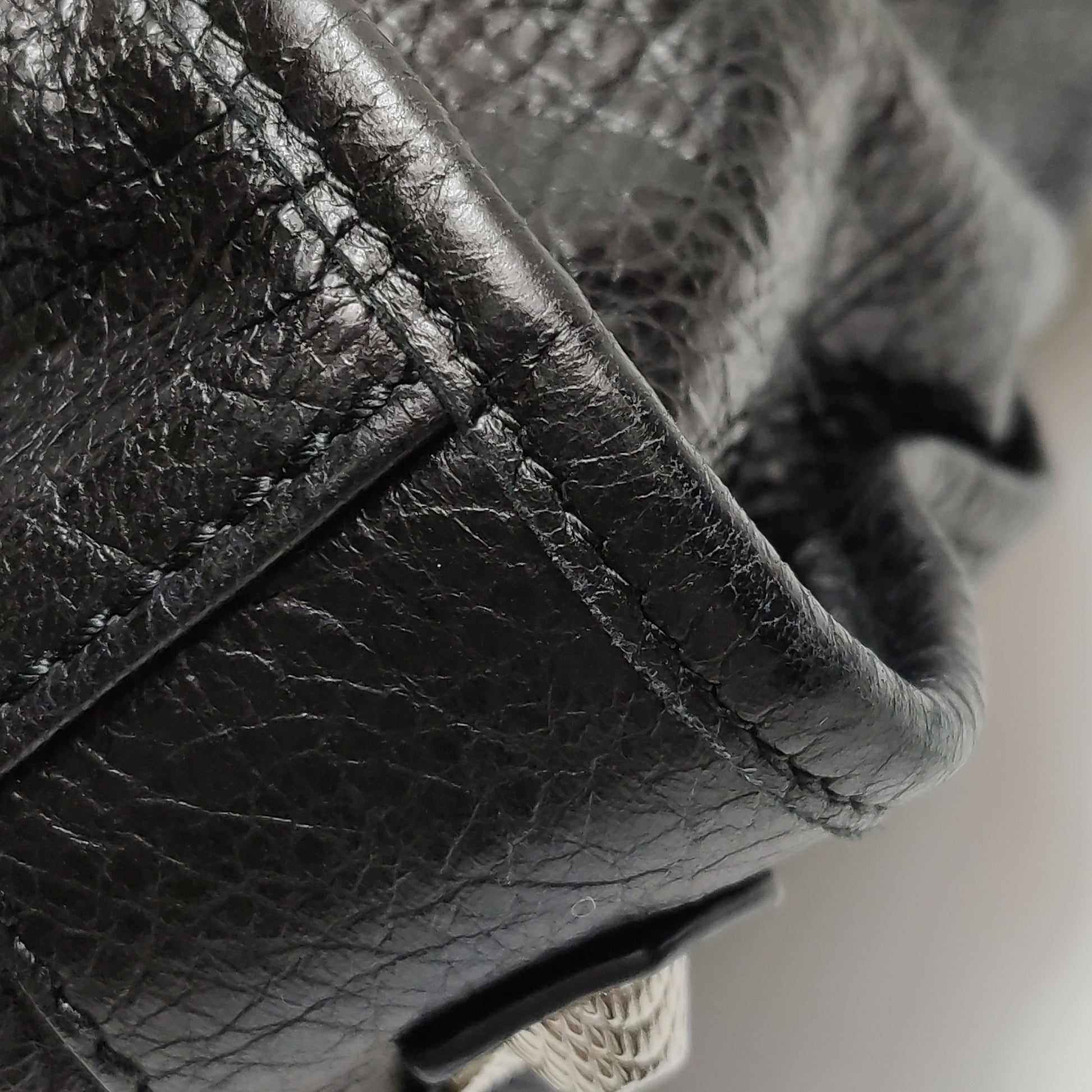 Balenciaga Classic City Medium Black SHW