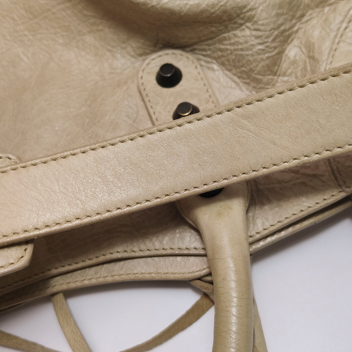 Balenciaga Classic City Medium Light Beige