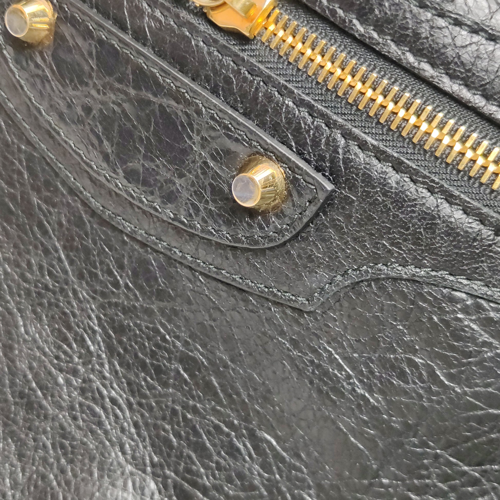 Balenciaga Classic City Medium Black GHW