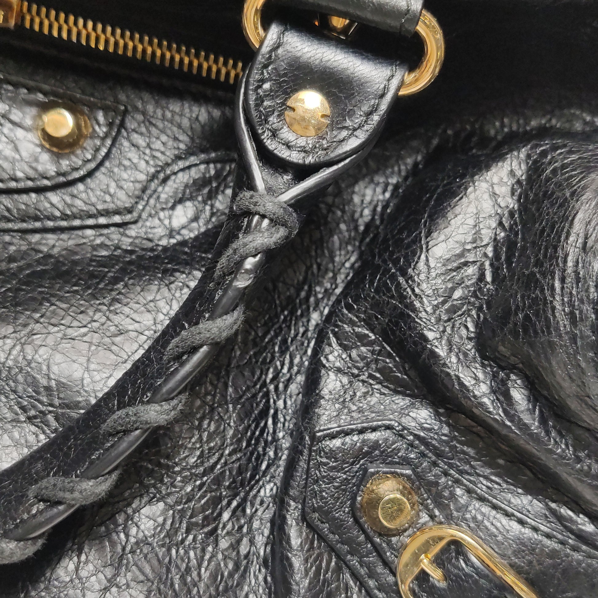 Balenciaga Classic City Medium Black GHW