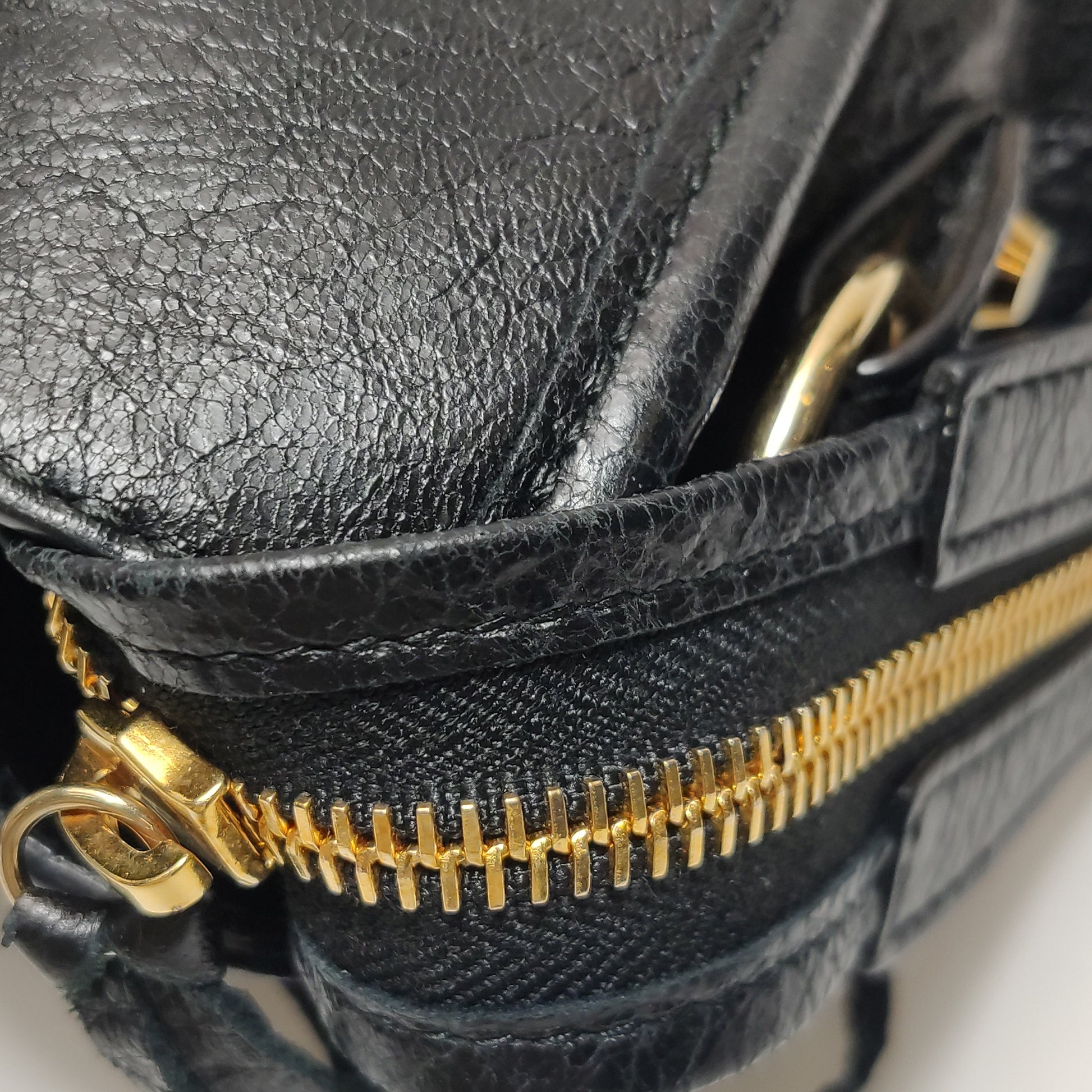 Balenciaga Classic City Medium Black GHW