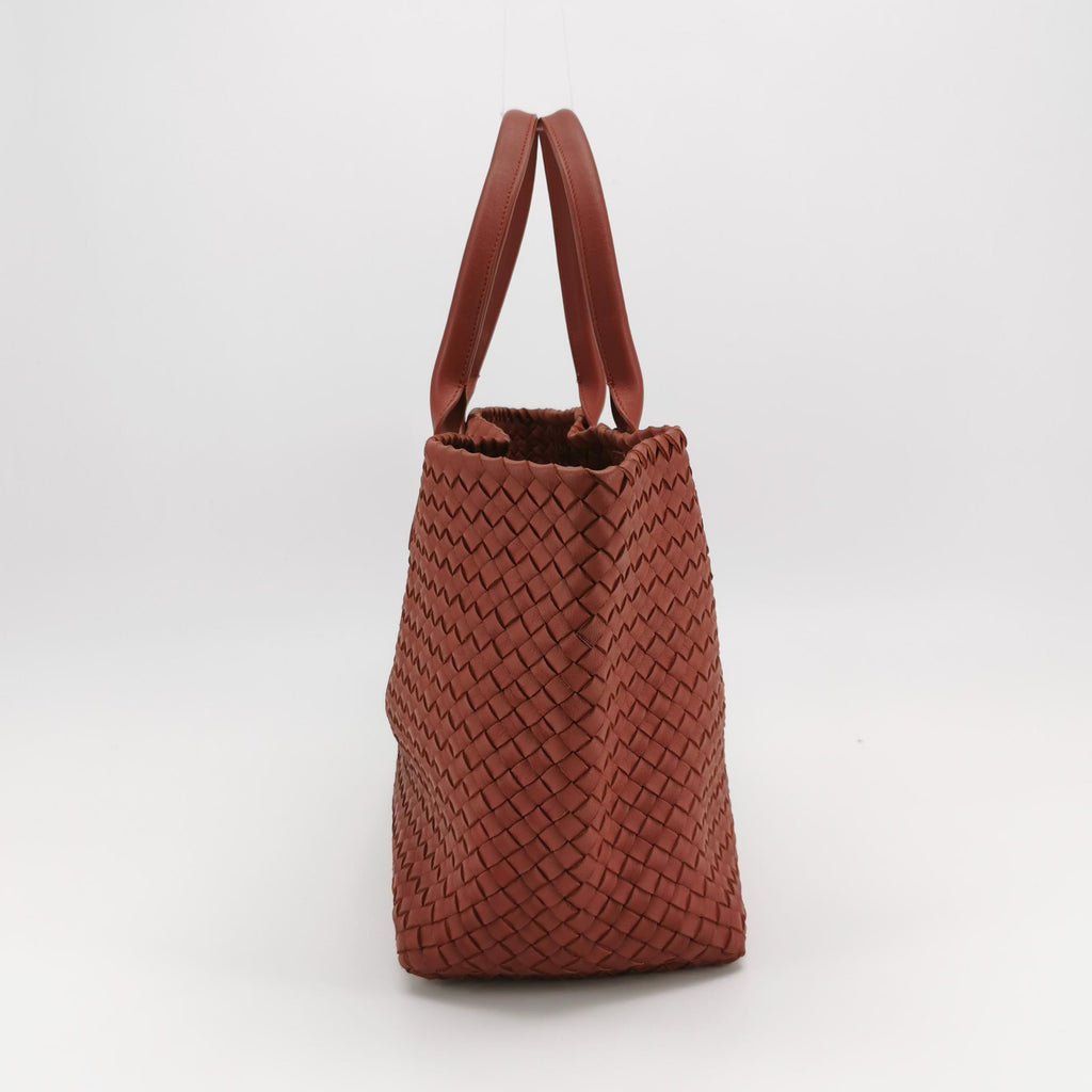 Bottega Veneta Cabat Medium Rust