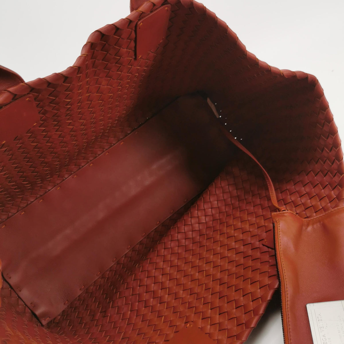 Bottega Veneta Cabat Medium Rust
