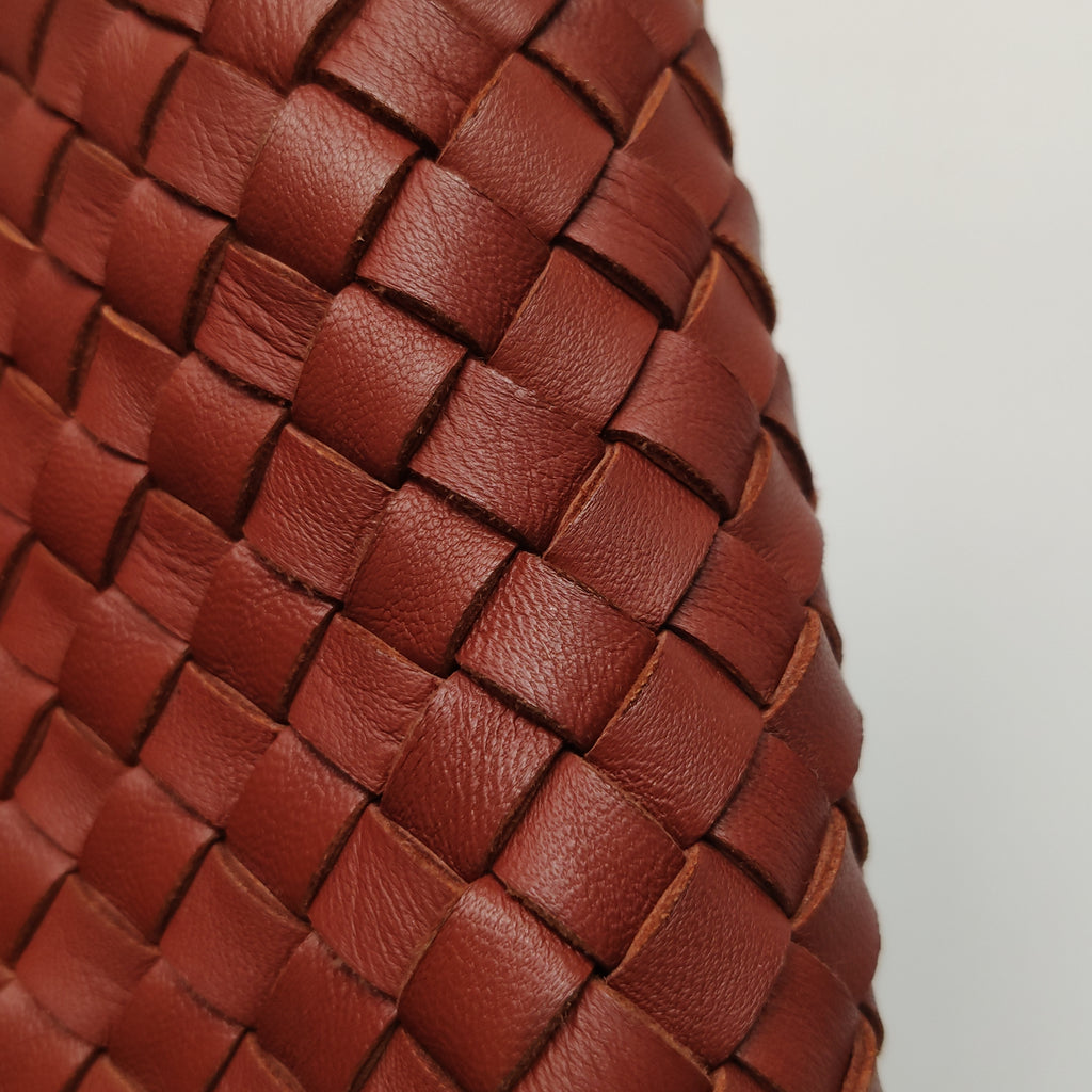 Bottega Veneta Cabat Medium Rust