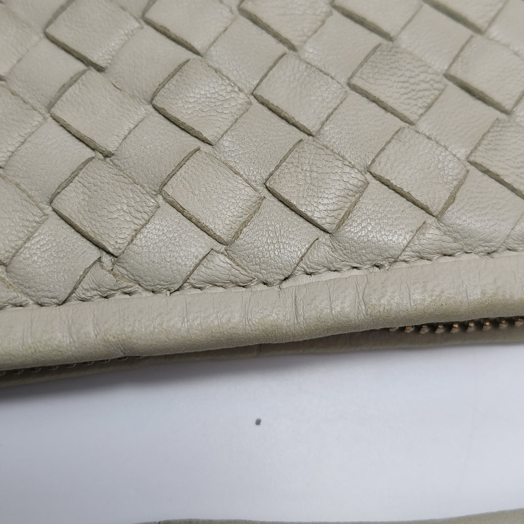 Bottega Veneta Intrecciato Hobo Off White 50cm