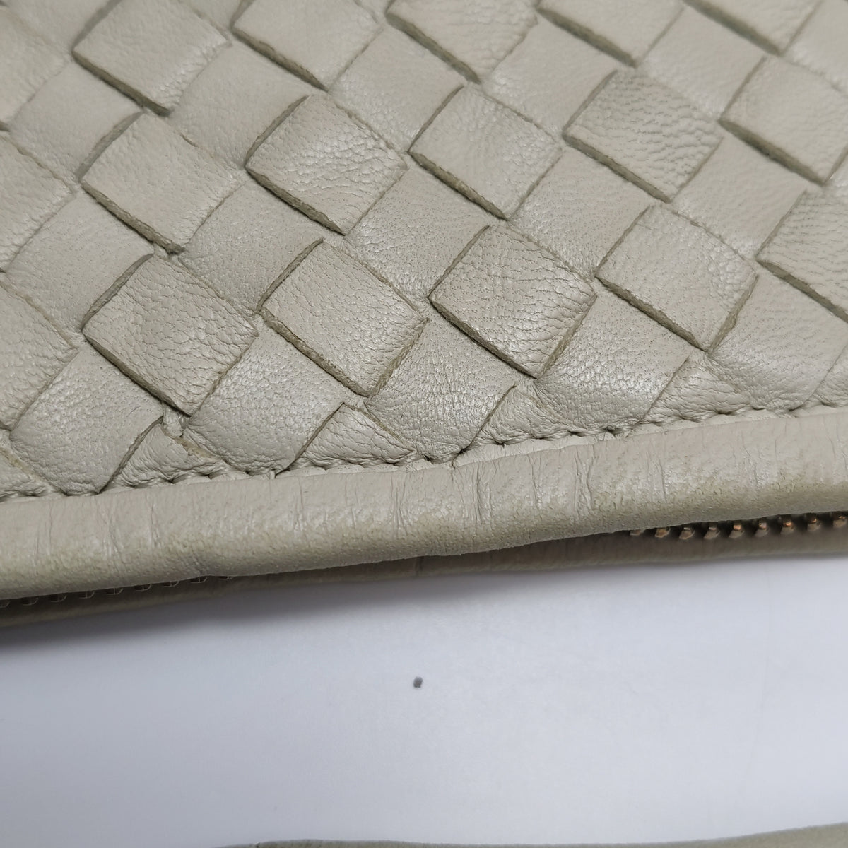 Bottega Veneta Intrecciato Hobo Off White 50cm
