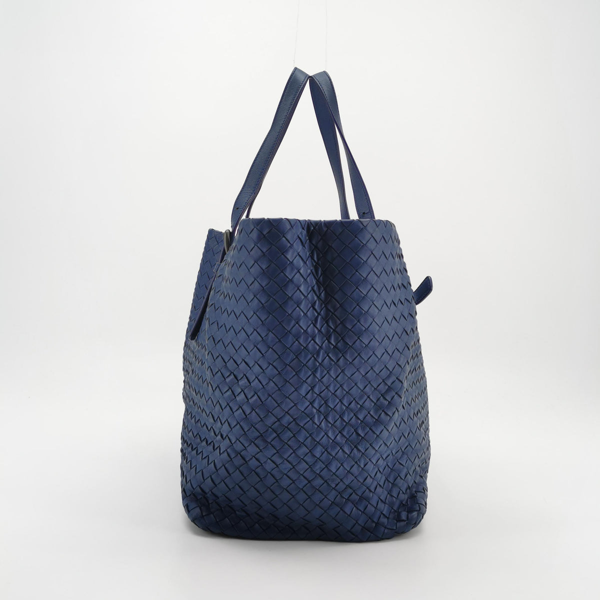 Bottega Veneta Cesta Tote Dark Blue