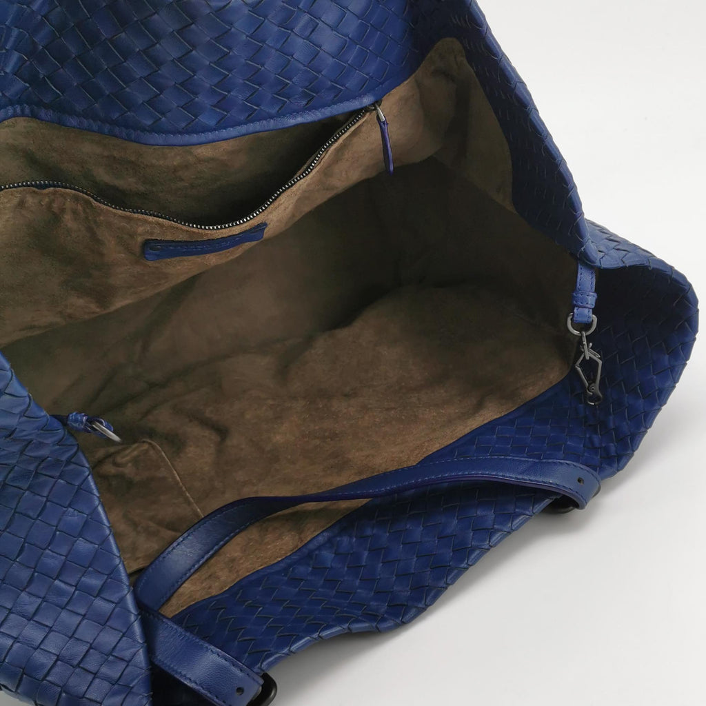 Bottega Veneta Cesta Tote Dark Blue