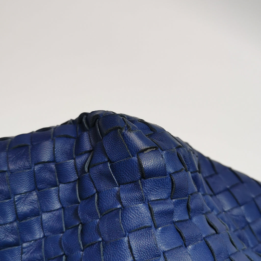 Bottega Veneta Cesta Tote Dark Blue