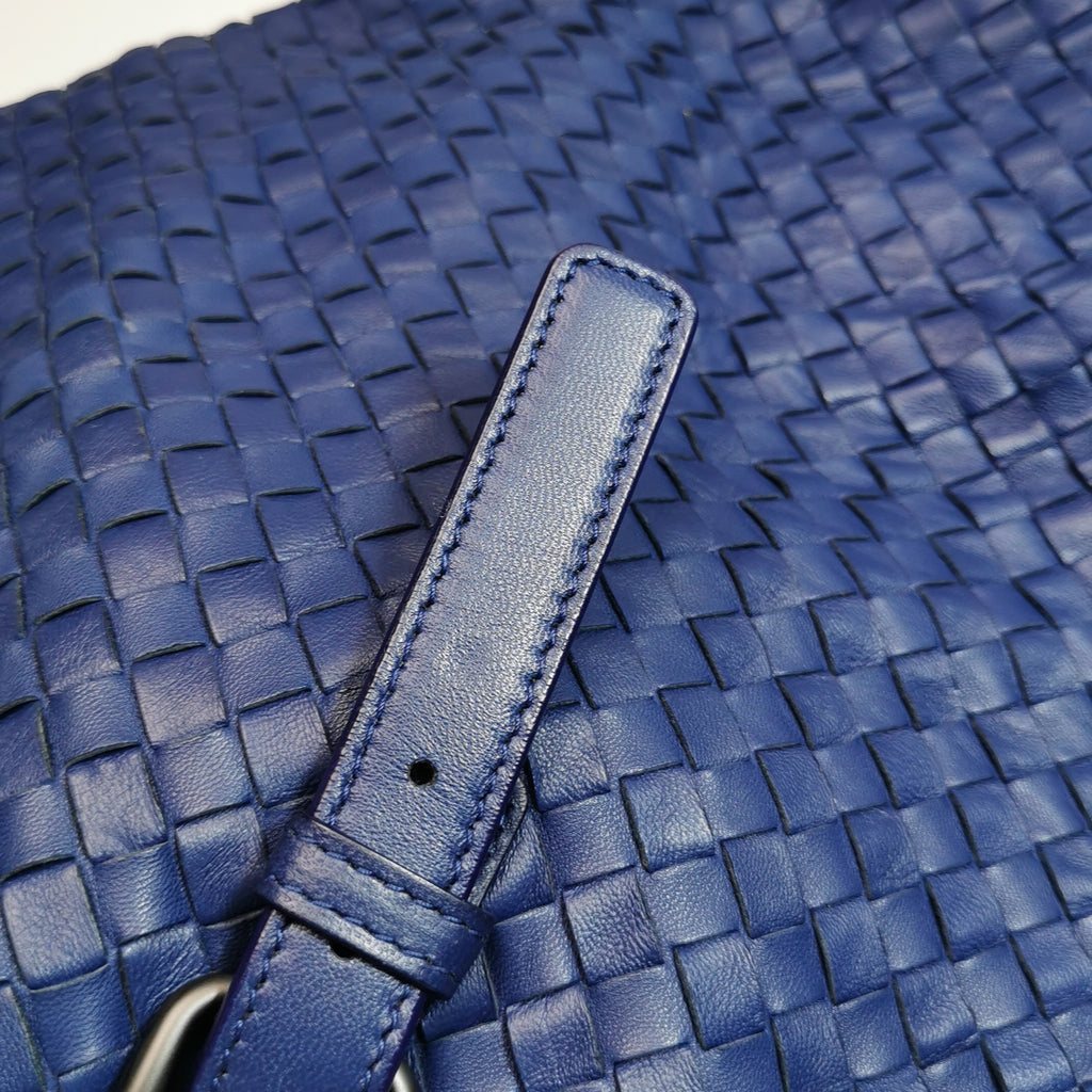 Bottega Veneta Cesta Tote Dark Blue