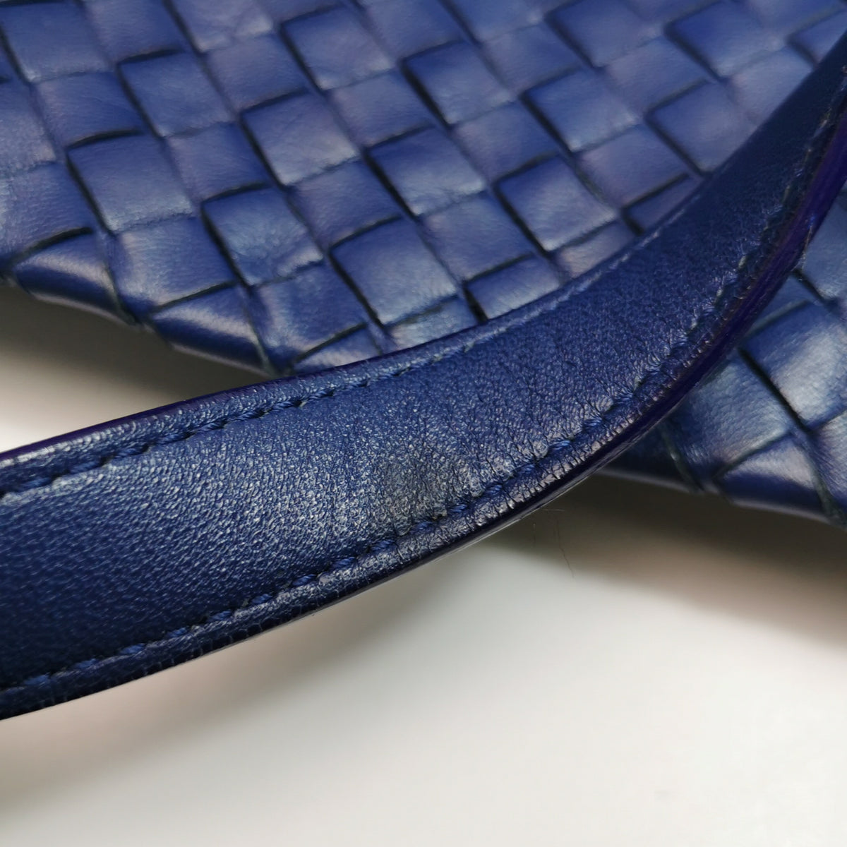 Bottega Veneta Cesta Tote Dark Blue