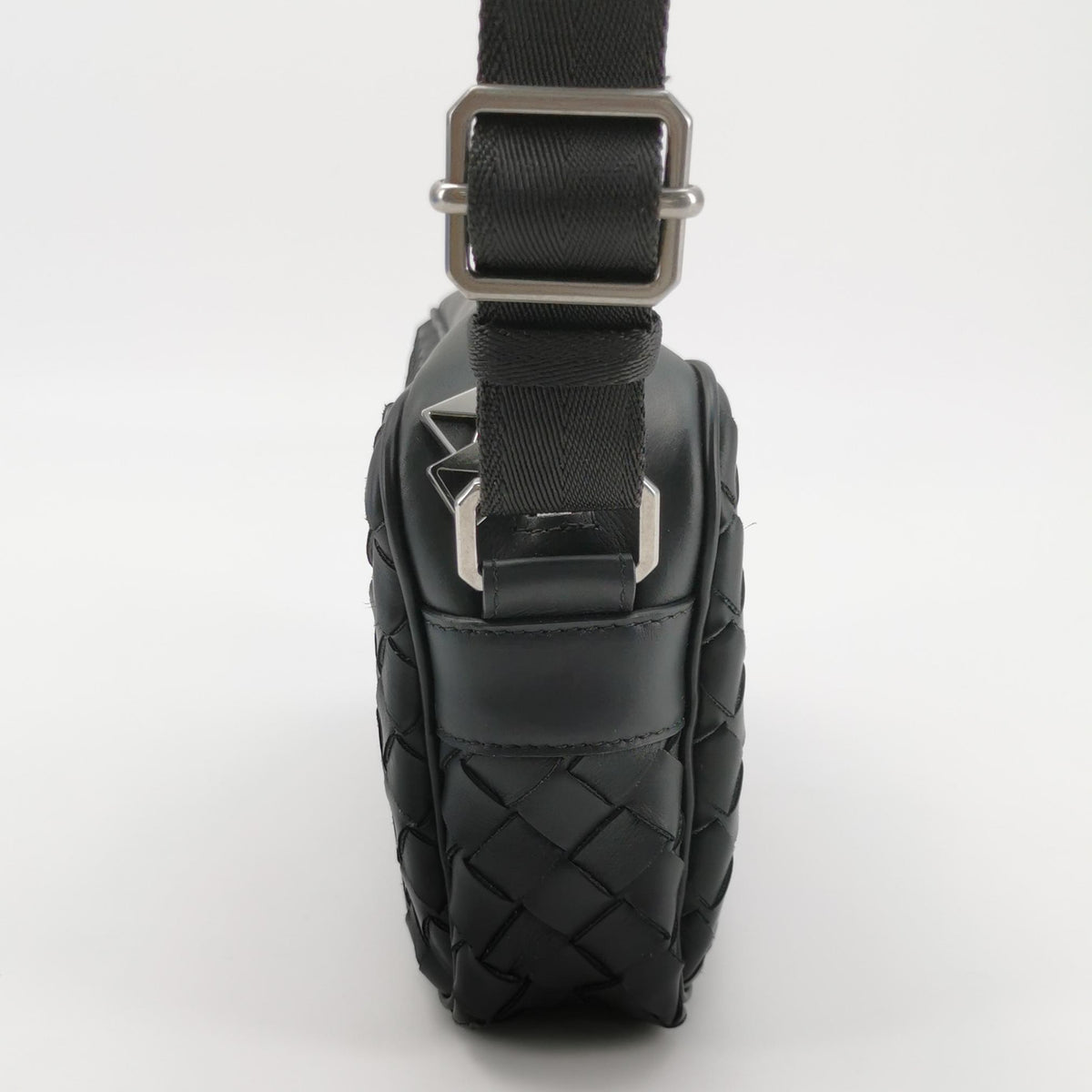 Bottega Veneta Intrecciato Small Classic Camera Bag Black