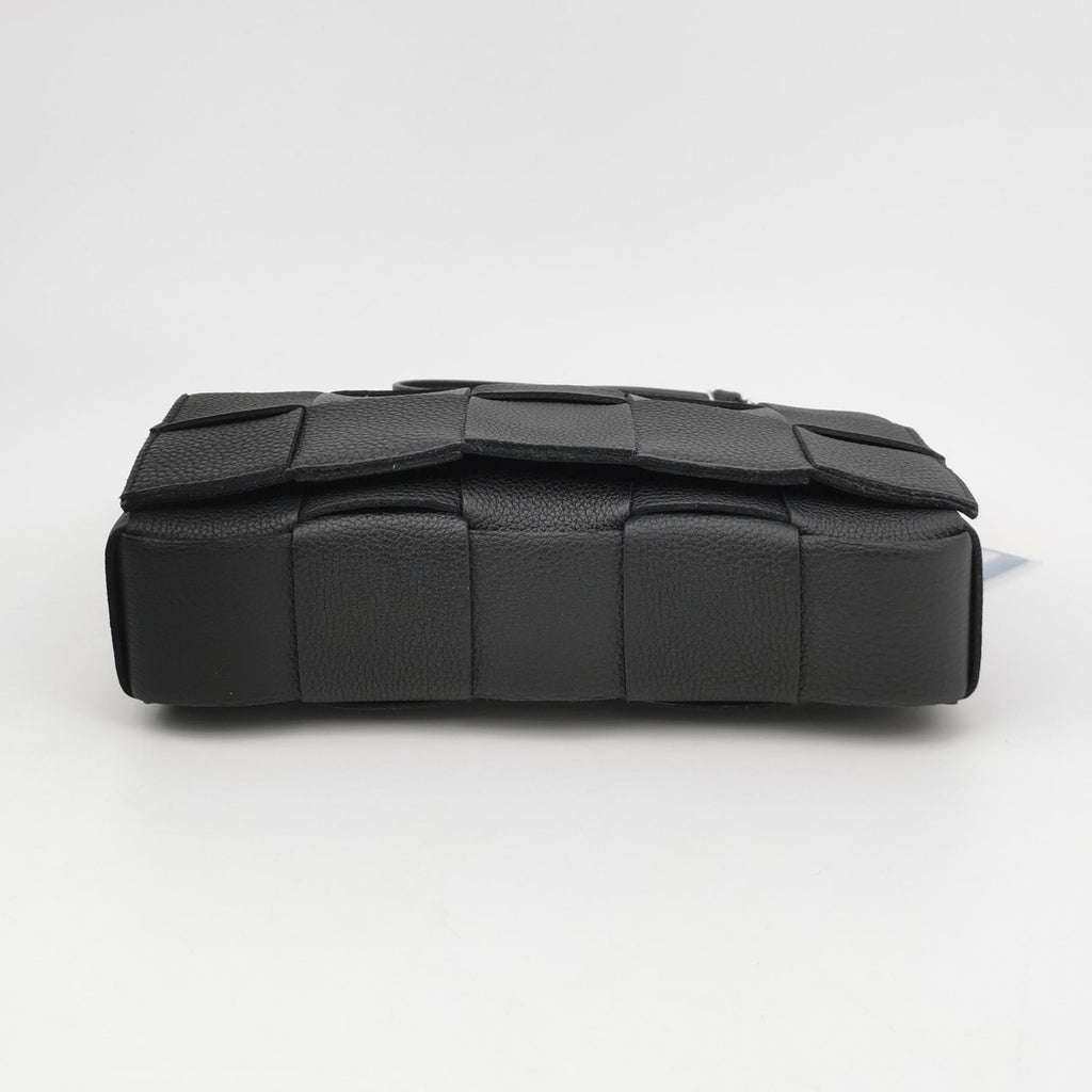 Bottega Veneta Cassette Medium Grained Calfskin