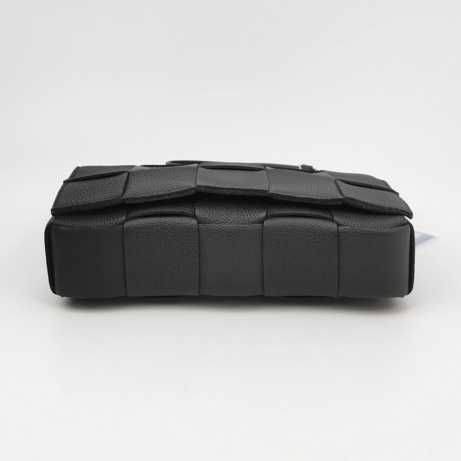 Bottega Veneta Cassette Medium Grained Calfskin