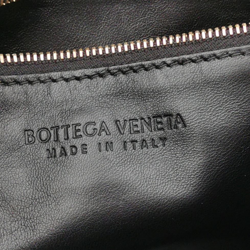Bottega Veneta Cassette Medium Grained Calfskin