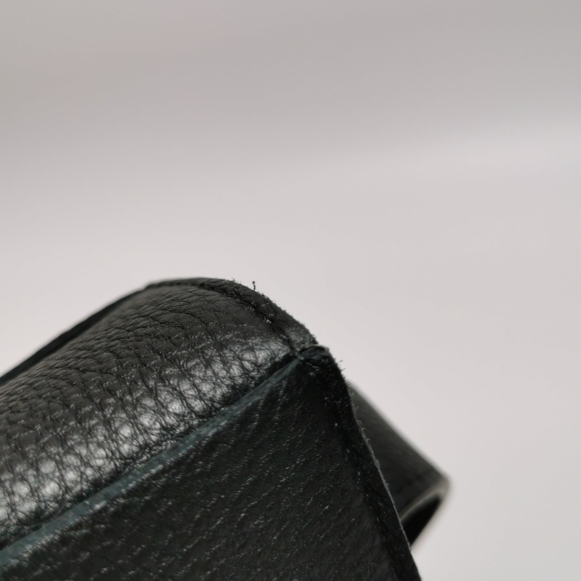 Bottega Veneta Cassette Medium Grained Calfskin
