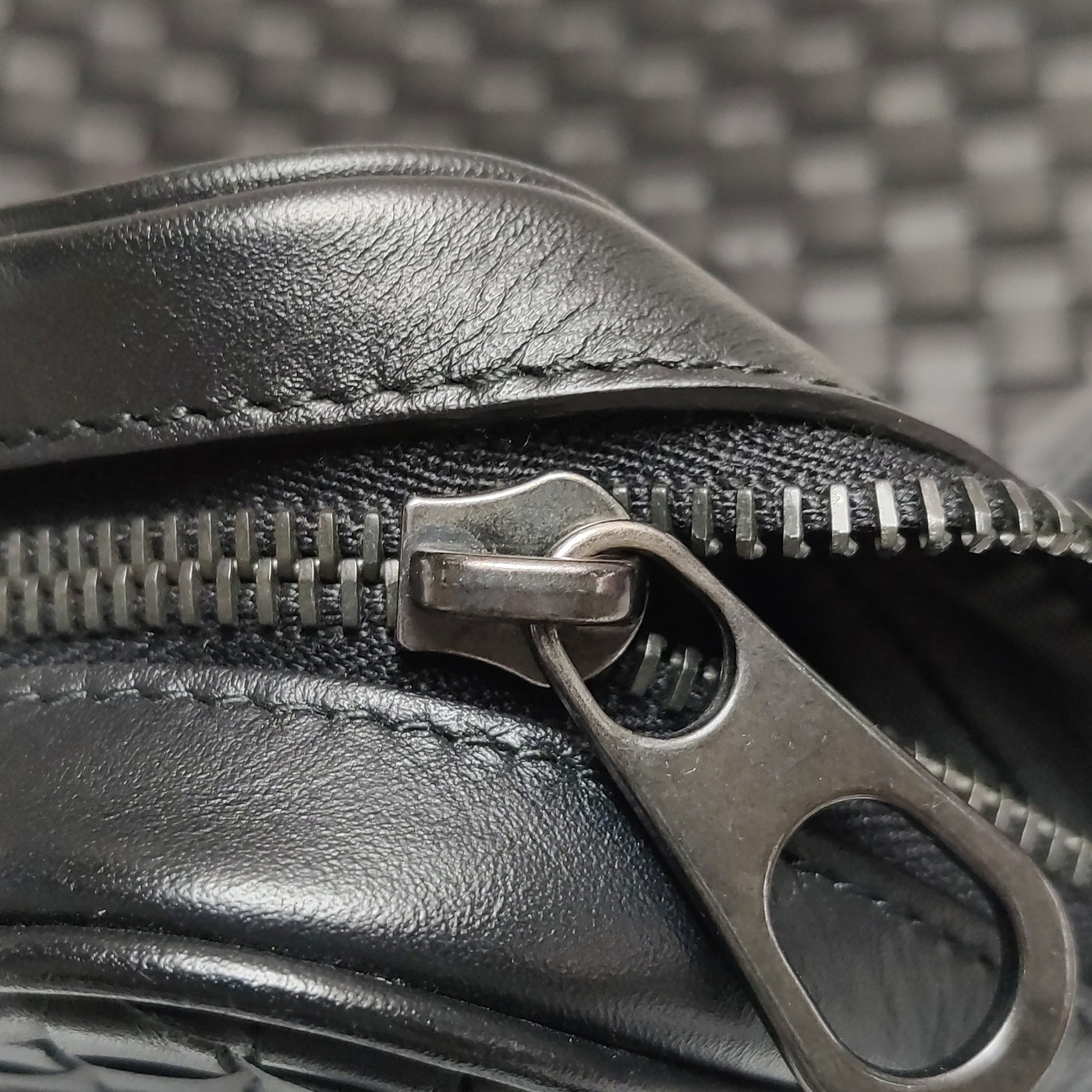 Bottega Veneta Intrecciato Messenger Bag