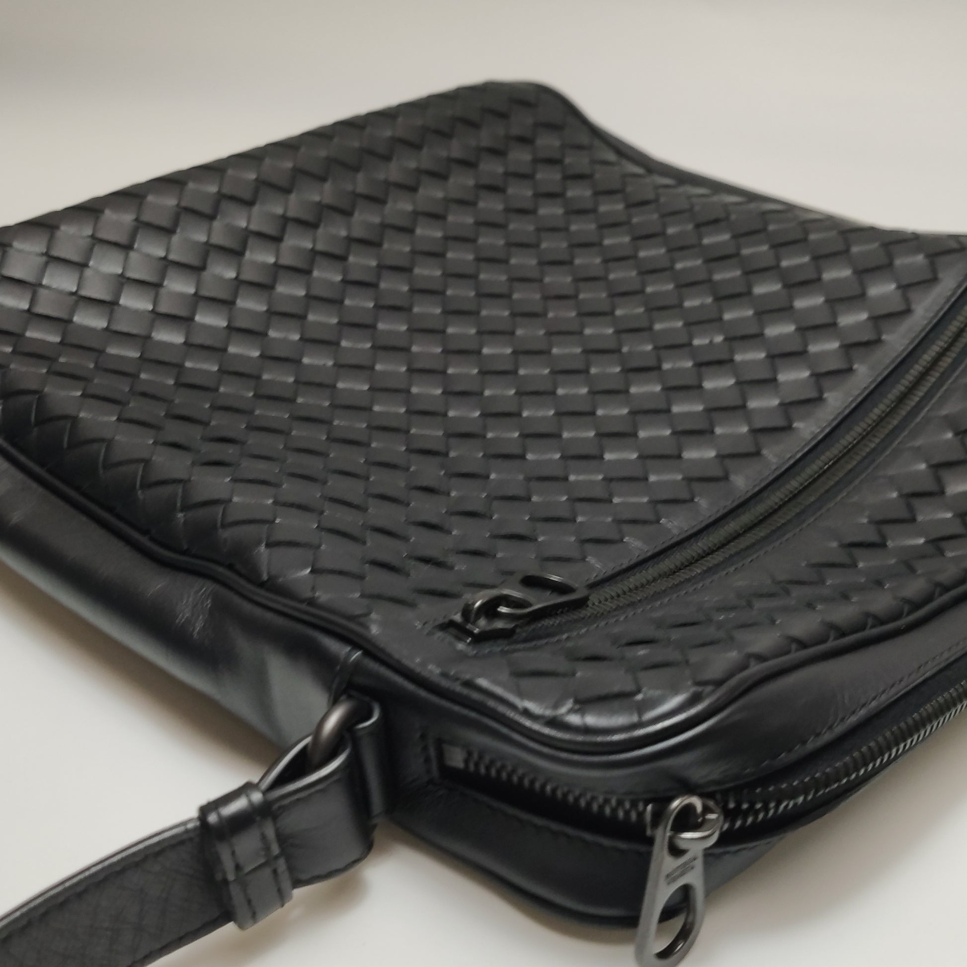 Bottega Veneta Intrecciato Messenger Bag