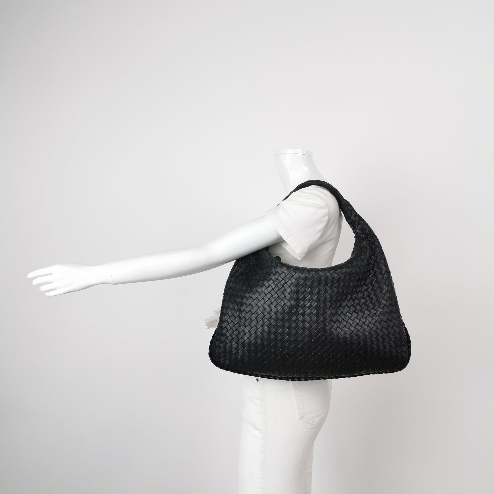 Bottega Veneta Intrecciato Hobo Large Black