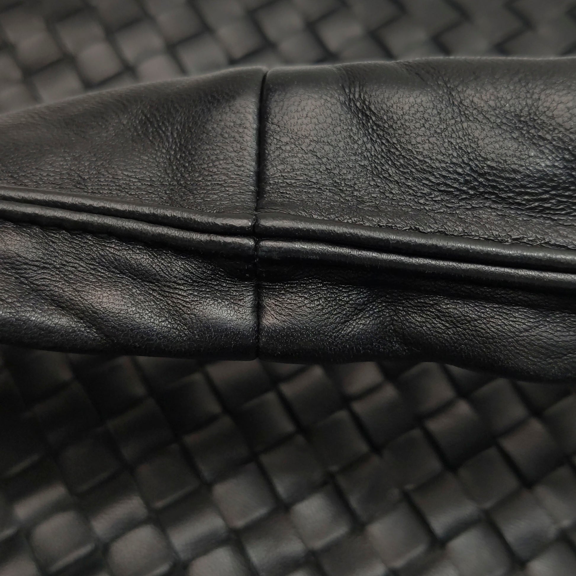 Bottega Veneta Intrecciato Hobo Large Black