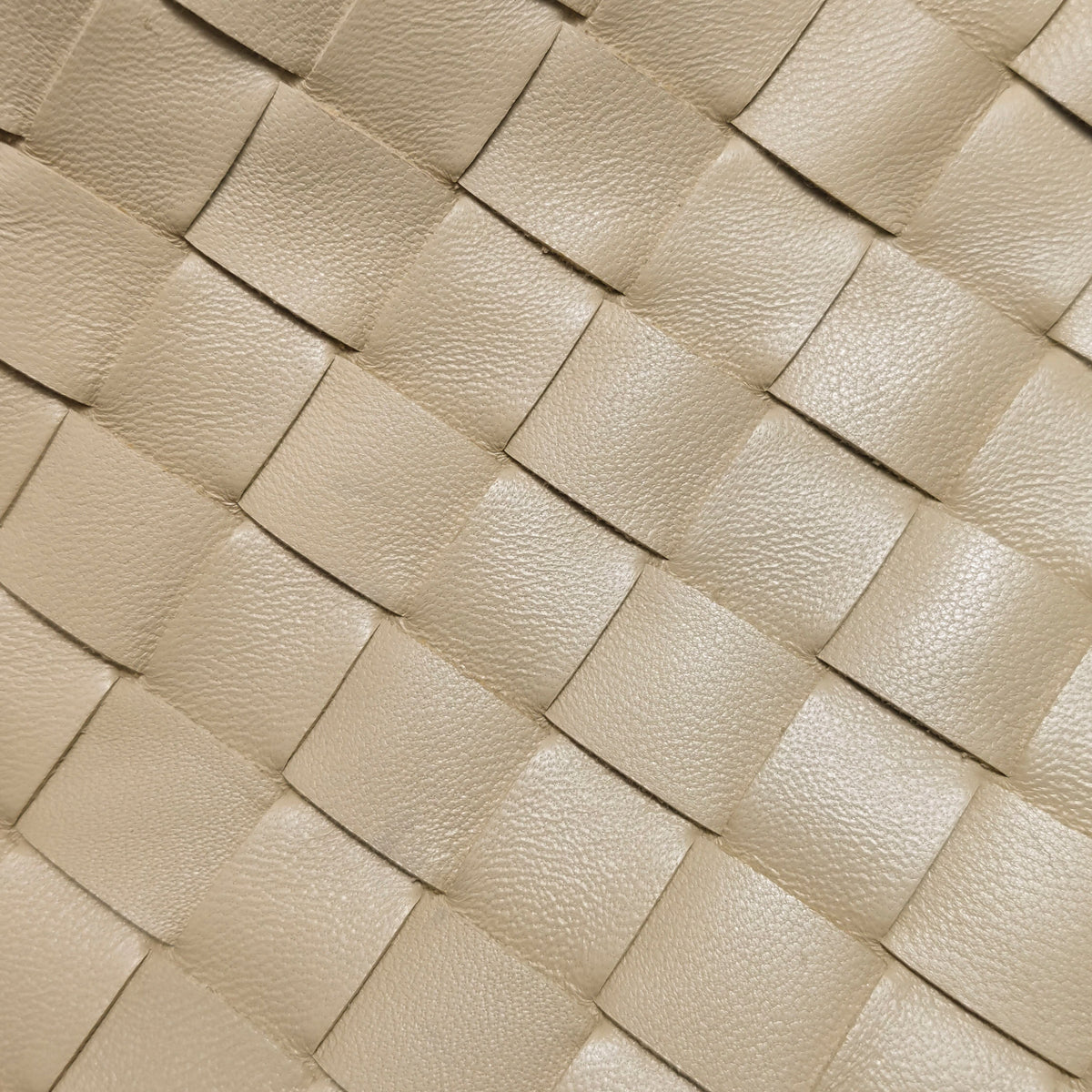 Bottega Veneta Jodie Small Beige
