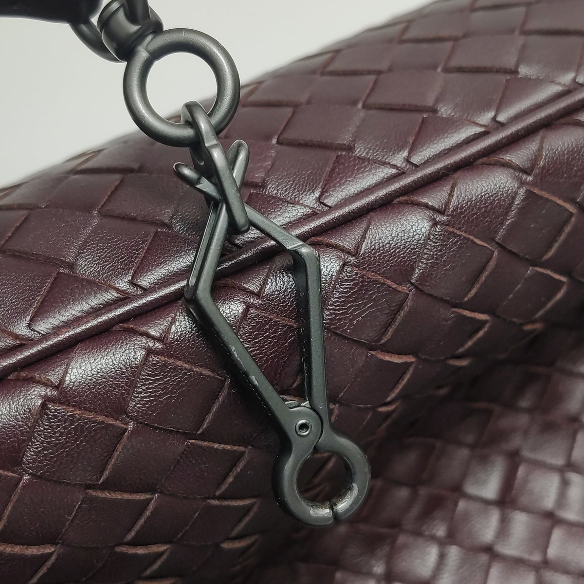 Bottega Veneta Intrecciato Shoulder Bag Burgundy