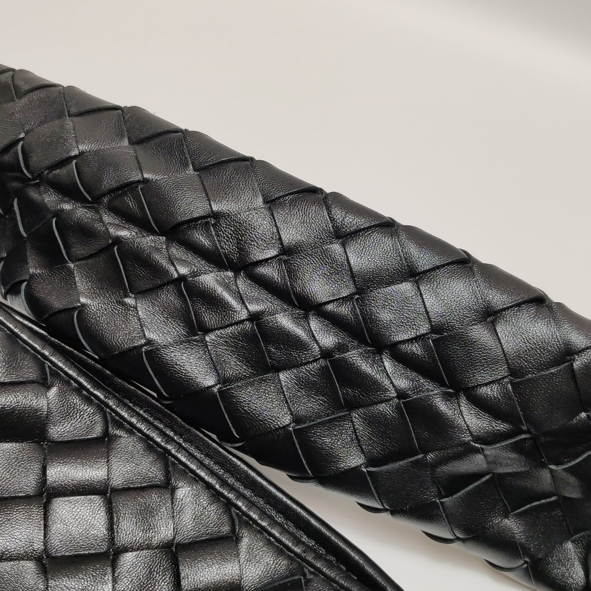 Bottega Veneta Hop Small Black GHW