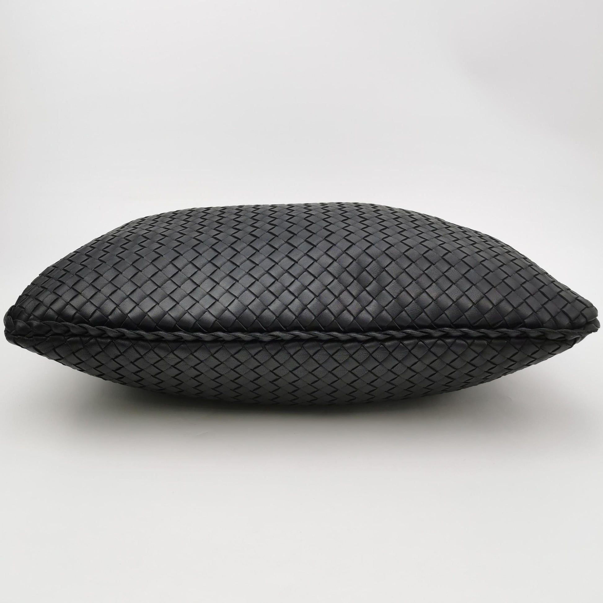 Bottega Veneta Intrecciato Hobo Black