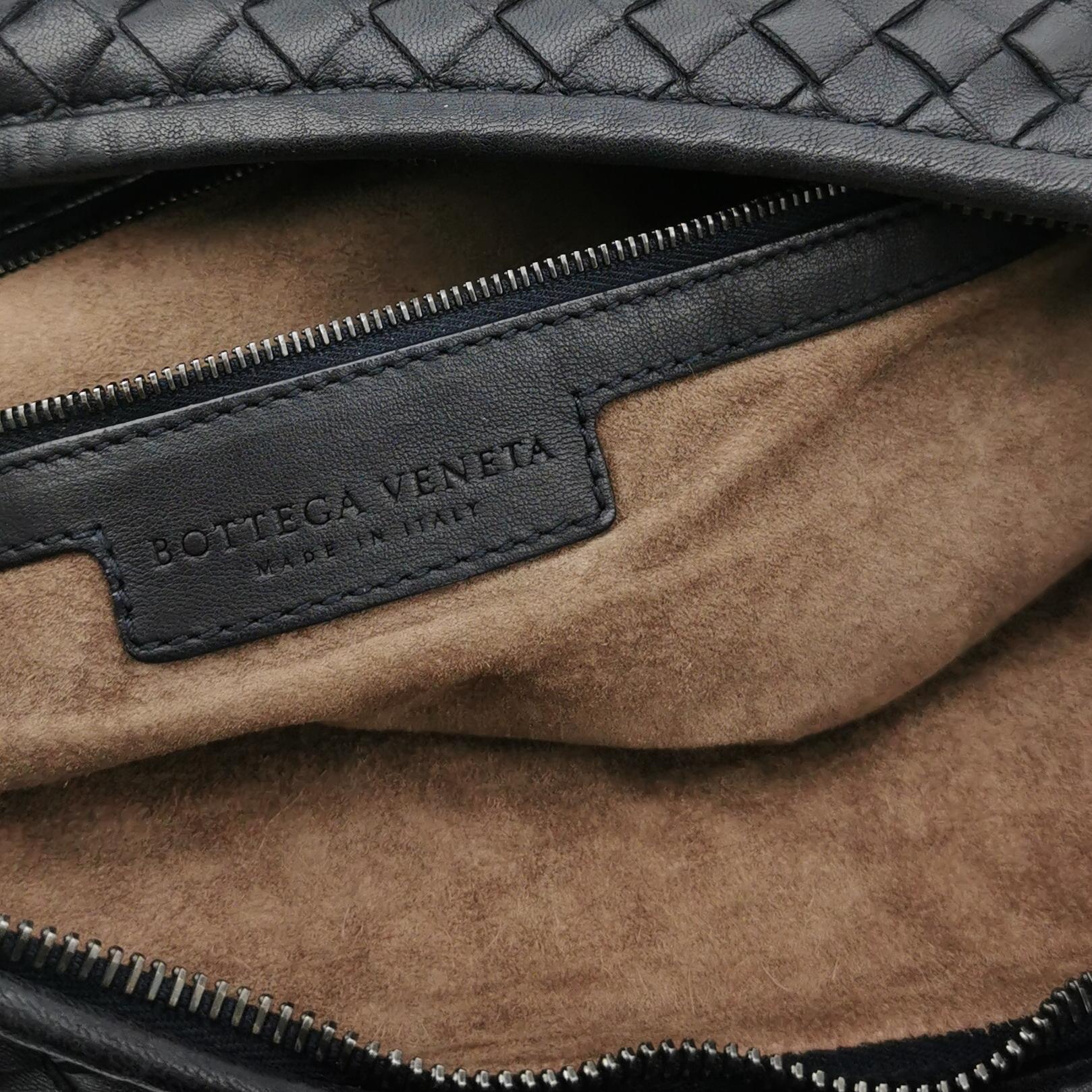 Bottega Veneta Intrecciato Hobo Black