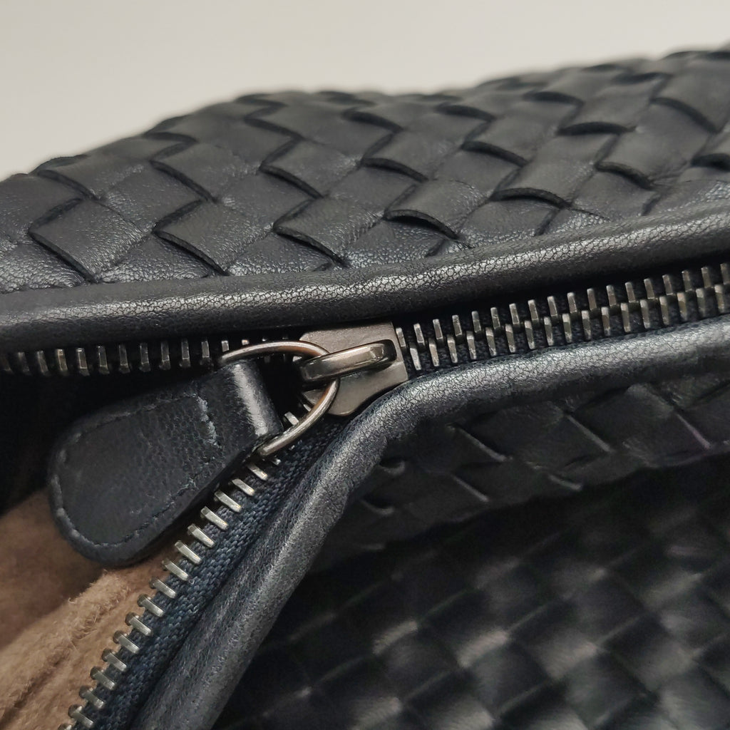 Bottega Veneta Intrecciato Hobo Black