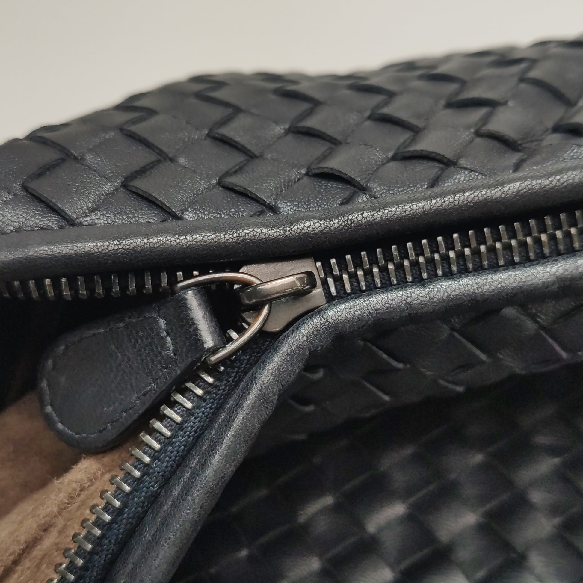 Bottega Veneta Intrecciato Hobo Black