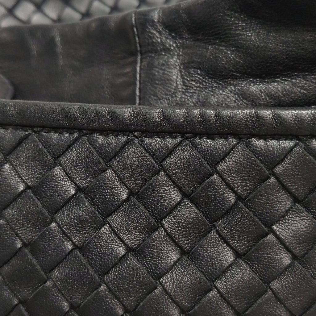 Bottega Veneta Intrecciato Hobo Black