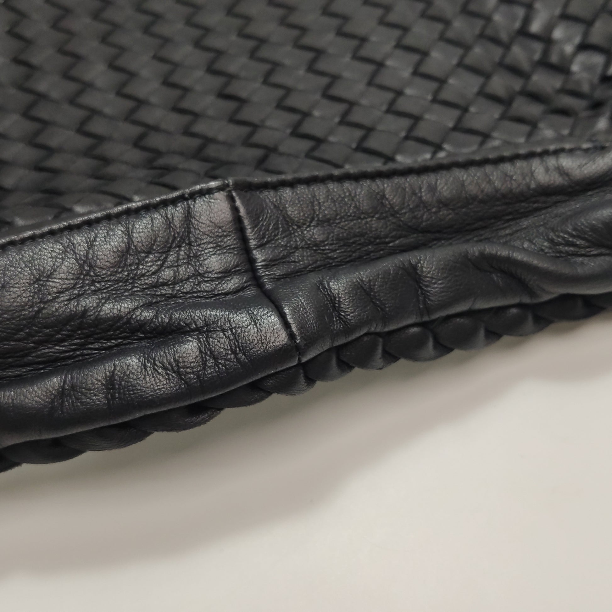 Bottega Veneta Intrecciato Hobo Black