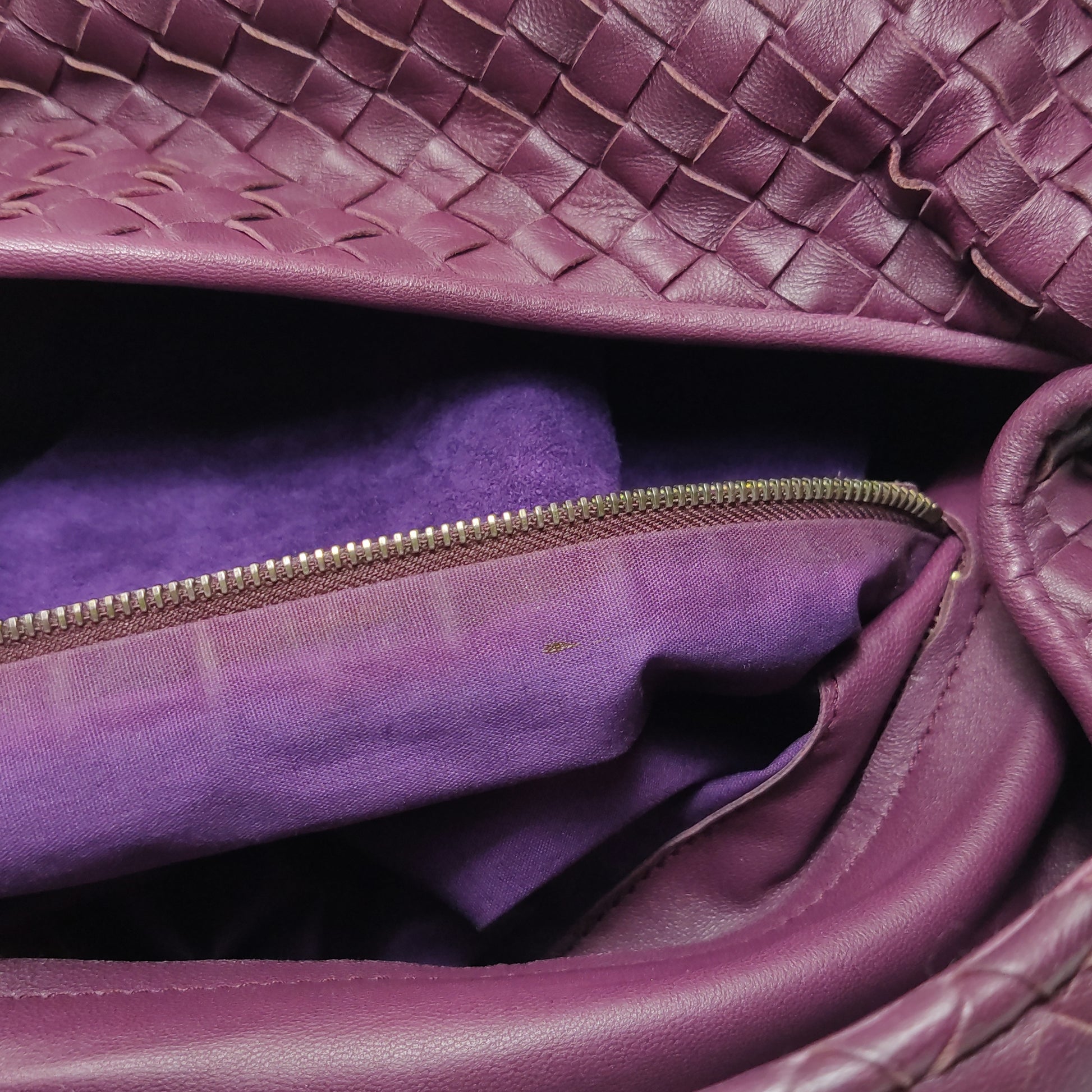 Bottega Veneta Sloane Intrecciato Hobo Burgundy