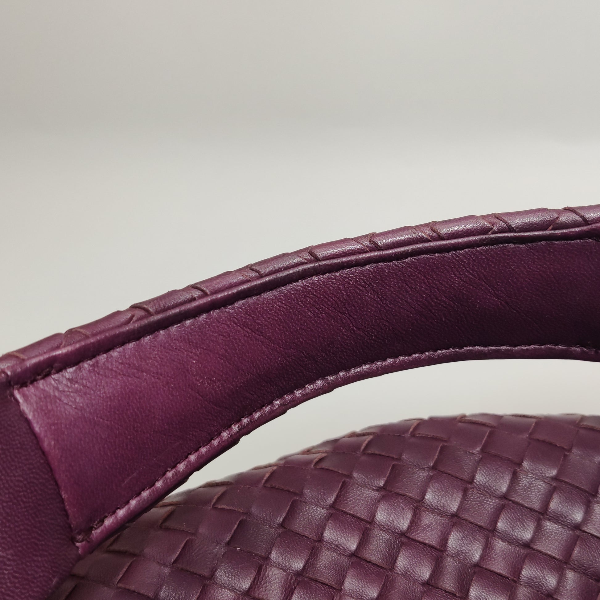 Bottega Veneta Sloane Intrecciato Hobo Burgundy