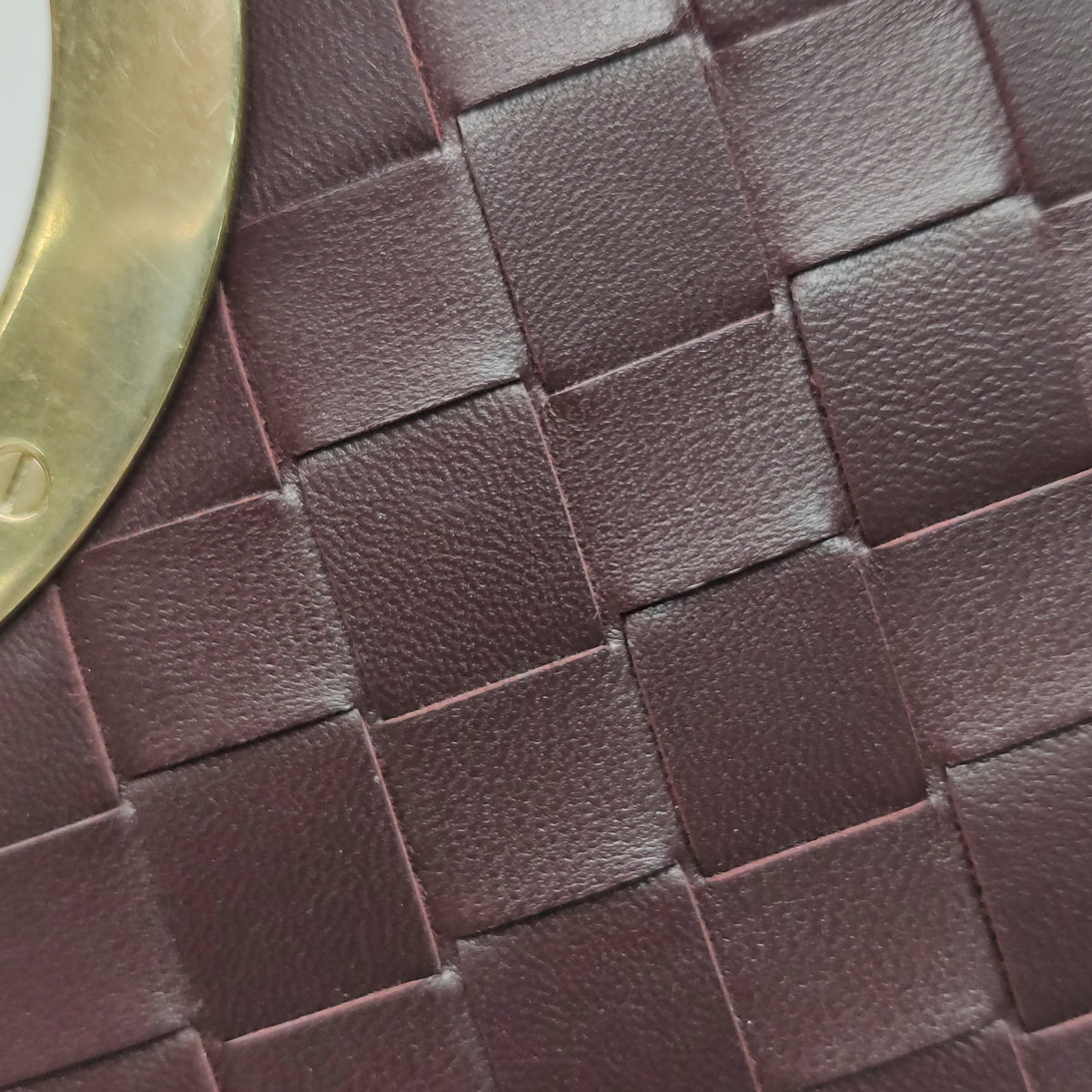 Bottega Veneta Round Rim Clutch Burdundy