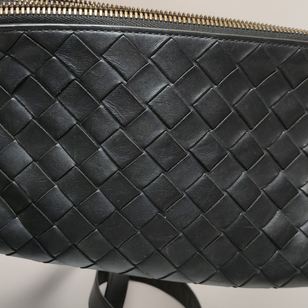 Bottega Veneta Triple Zip Messenger Bag