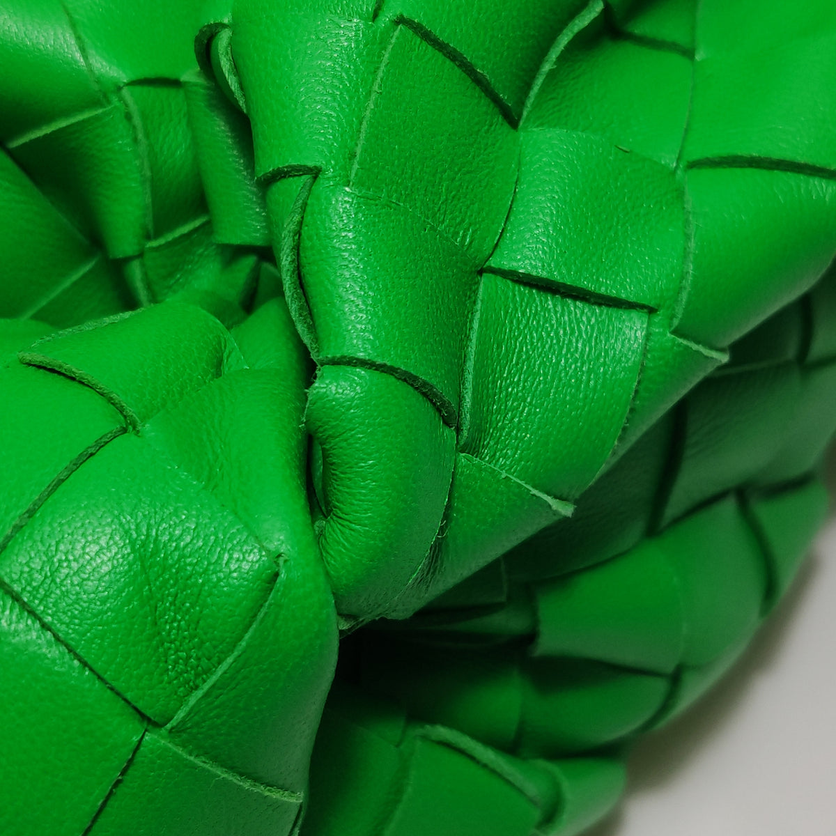 Bottega Veneta Jodie Teen Parakeet